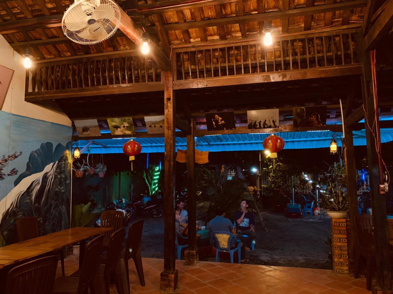 Nam Cat Tien Homestay Exterior photo